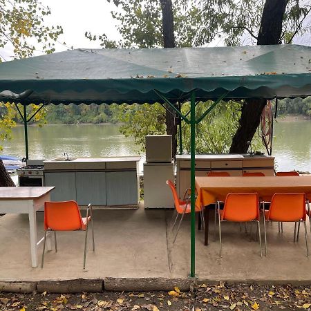 Tisza-Beach Wild Camping 5 Szeged Ngoại thất bức ảnh