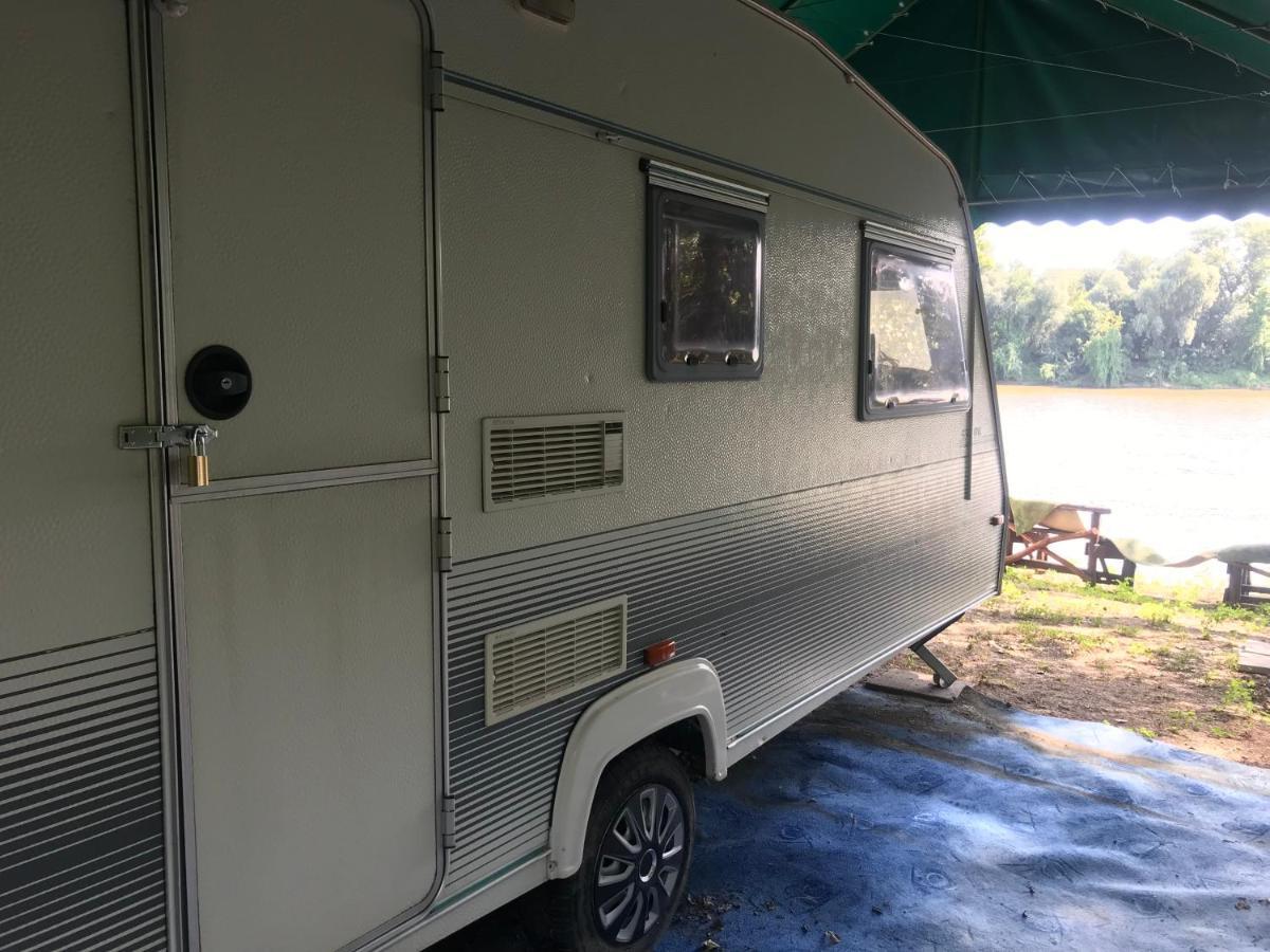 Tisza-Beach Wild Camping 5 Szeged Ngoại thất bức ảnh