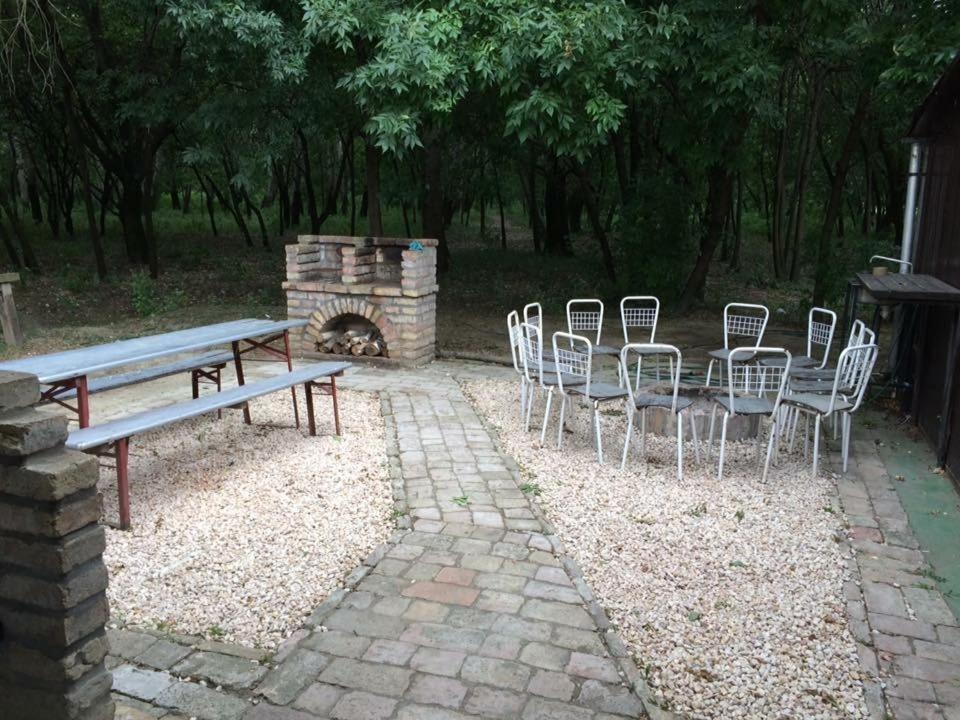 Tisza-Beach Wild Camping 5 Szeged Ngoại thất bức ảnh