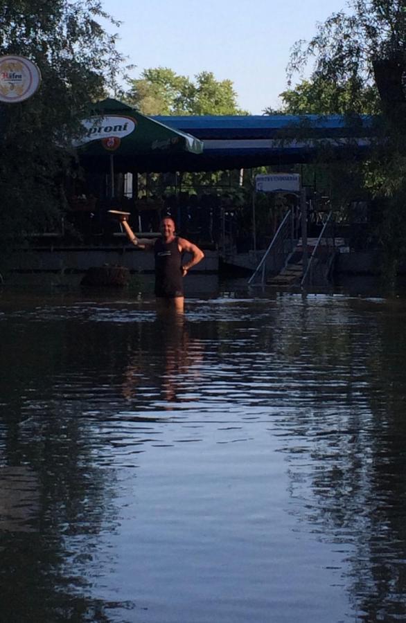 Tisza-Beach Wild Camping 5 Szeged Ngoại thất bức ảnh
